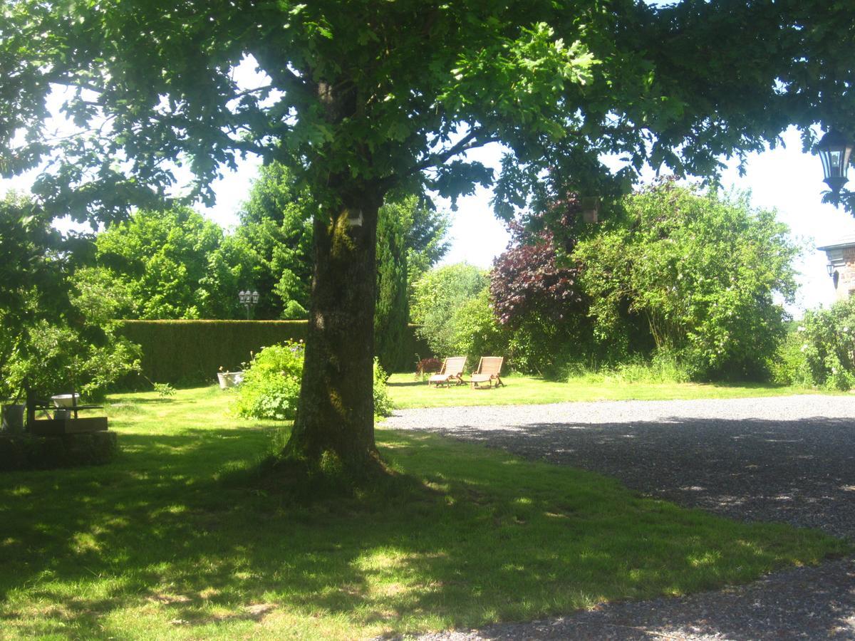 Les Temps Gourmands Bed & Breakfast Mondrepuis Exterior photo